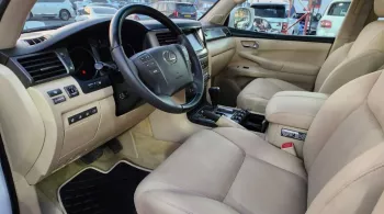 Lexus LX570 2011 4WD V8 White Color
