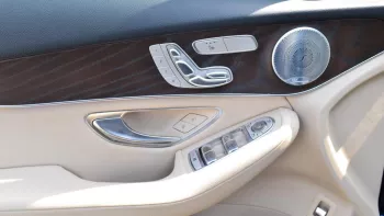 Mercedes Benz GLC 300 2020 RWD V4 Blue Color