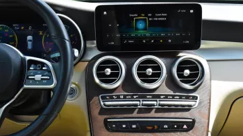 Mercedes Benz GLC 300 2020 RWD V4 Blue Color