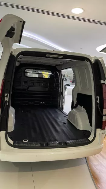 LHD - HYUNDAI STARIA 3.5L PETROL 3 SEATER DELIVERY VAN AUTO