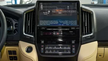 TOYOTA LAND CRUISER 2021 GXR 4WD 4.0L V8 Black Color