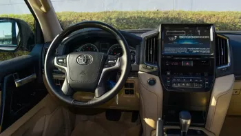 TOYOTA LAND CRUISER V6 4.0l GXR Grand Touring 2021 4WD Black Color