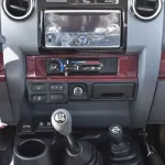 LHD - TOYOTA LANDCRUISER 76 4.5L V8 DIESEL FULL OPTIONS MANUAL - Thumbnail 8