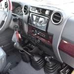 LHD - TOYOTA LANDCRUISER 76 4.5L V8 DIESEL FULL OPTIONS MANUAL - Thumbnail 10