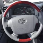 LHD - TOYOTA LANDCRUISER 76 4.5L V8 DIESEL FULL OPTIONS MANUAL - Thumbnail 11