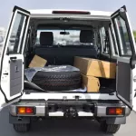 LHD - TOYOTA LANDCRUISER 76 4.5L V8 DIESEL FULL OPTIONS MANUAL - Thumbnail 13