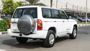 Nissan Patrol Safari 2017 4WD 4.8L V6 A/T White Color