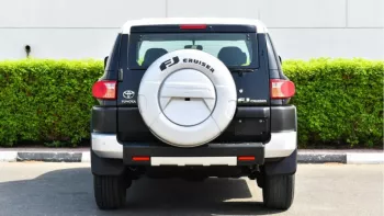 Toyota FJ Cruiser 2014 4WD V4 Black Color
