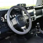Toyota FJ Cruiser 2014 4WD V4 Black Color - Thumbnail 6