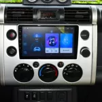 Toyota FJ Cruiser 2014 4WD V4 Black Color - Thumbnail 8