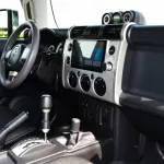 Toyota FJ Cruiser 2014 4WD V4 Black Color - Thumbnail 9