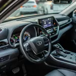 Toyota highlander hybrid 2021 Model Year - Thumbnail 8