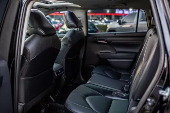 Toyota highlander hybrid 2021 Model Year