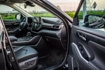 Toyota highlander hybrid 2021 Model Year