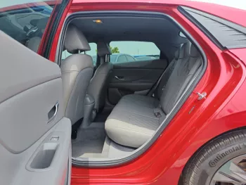 HYUNDAI ELENTRA SEL 2.0L PETROL USED 2022 RED