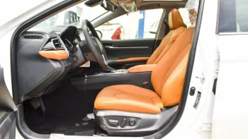 TOYOTA CAMRY Lumiere 2.5L V4 FWD Hybrid 2023 White color