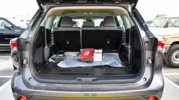 TOYOTA HIGHLANDER 2023 GLE 2.5L V4 Hybrid GRAY COLOR