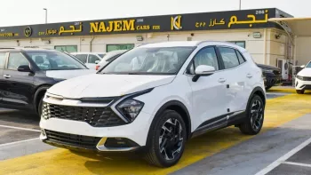 KIA SPORTAGE 2023 Model Year 2.0L V4 FWD White color