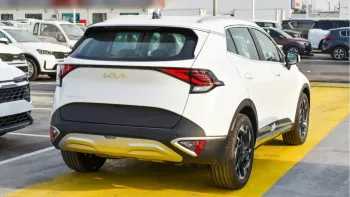 KIA SPORTAGE 2023 Model Year 2.0L V4 FWD White color