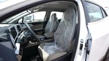 KIA SPORTAGE 2023 Model Year 2.0L V4 FWD White color