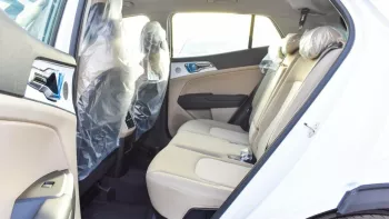 KIA SPORTAGE 2023 Model Year 2.0L V4 FWD White color