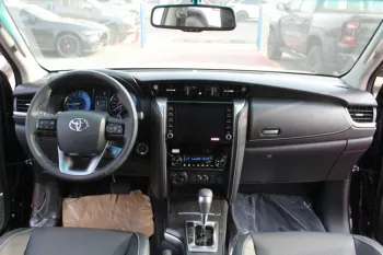 2023 TOYOTA FORTUNER VXR 4.0L BLACK COLOR