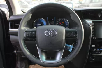 2023 TOYOTA FORTUNER VXR 4.0L BLACK COLOR