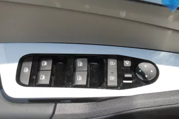 KIA SPORTAGE (TOP LINE) 1.6L PETROL FWD V4 2022 Green Color