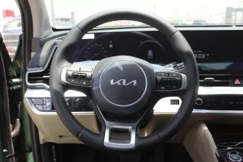 KIA SPORTAGE (TOP LINE) 1.6L PETROL FWD V4 2022 Green Color