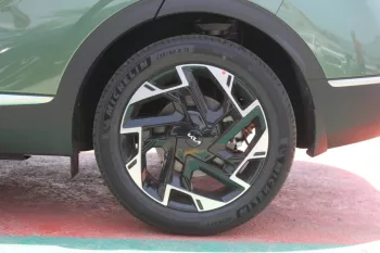 KIA SPORTAGE (TOP LINE) 1.6L PETROL FWD V4 2022 Green Color