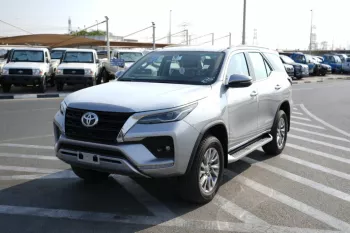 TOYOTA FORTUNER 2023 GX 2.7L V4 4WD Petrol Silver