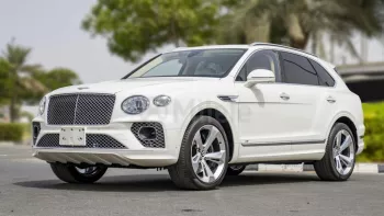BENTLEY BENTAYGA 4.0L PETROL AT MY2021 – WHITE