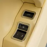 BENTLEY BENTAYGA 4.0L PETROL AT MY2021 – WHITE - Thumbnail 18