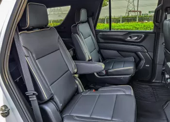 GMC Yukon 2022 Model Year White Color