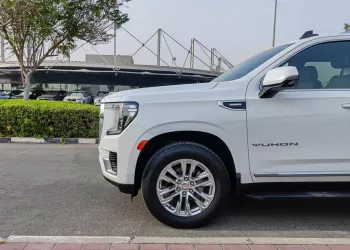 GMC Yukon 2022 Model Year White Color