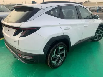 Hyundai Tucson 1.6L Petrol 2023, Cruise Control, Panoramic Roof White Color