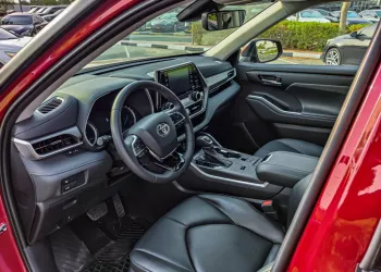 Toyota Highlander Hybrid Red 2021 Model Year
