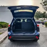 Toyota Highlander Hybrid 2022 Model Year Blue Color - Thumbnail 7