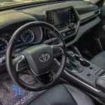 Toyota Highlander Hybrid 2022 Model Year Blue Color - Thumbnail 12