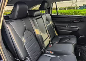 Toyota Highlander Hybrid 2022 Model Year Blue Color