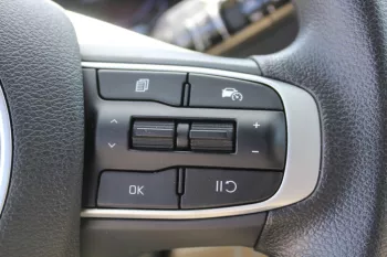KIA SPORTAGE 2.0L SUV FWD 5DOORS 2023 PETROL SILVER