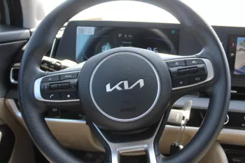 KIA SPORTAGE 2.0L SUV FWD 5DOORS 2023 PETROL SILVER