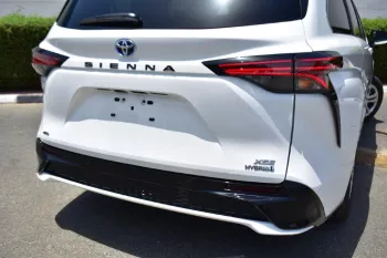 2023 TOYOTA SIENNA XSE HYBRID 2.5L AWD 7-SEATER AUTOMATIC