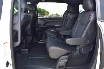 2023 TOYOTA SIENNA XSE HYBRID 2.5L AWD 7-SEATER AUTOMATIC