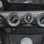 2023 TOYOTA HILUX 2.4L DIESEL 4WD DOUBLE CAB DLX-G MANUAL SILVER COLOR - Thumbnail 14