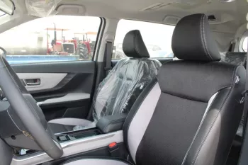 2023 TOYOTA VELOZ 1.5L PETROL GLX AUTOMATIC WHITE COLOR