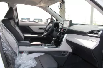 2023 TOYOTA VELOZ 1.5L PETROL GLX AUTOMATIC WHITE COLOR