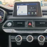 Hyundai Genesis G70 A/T 2.0L V4 2021 Silver Color - Thumbnail 13