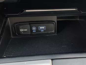 Hyundai Genesis G70 A/T 2.0L V4 2021 Silver Color