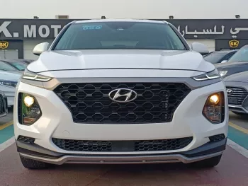 Hyundai SantaFe SE 2.4L V4 Petrol A/T White Color 2019